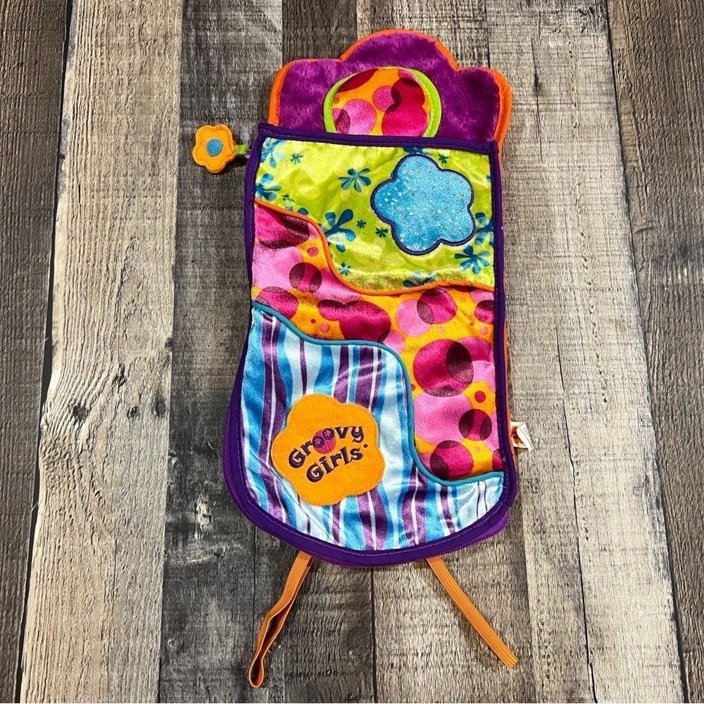 Manhattan Toy Groovy Girls Retro Y2K‎ Vintage Sleeping Bag Toy